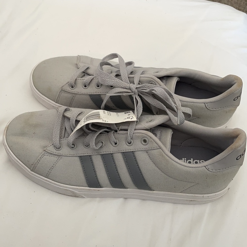 NWT - Adidas Men's Daily 2.0 Sneakers - Picture 4 of 6